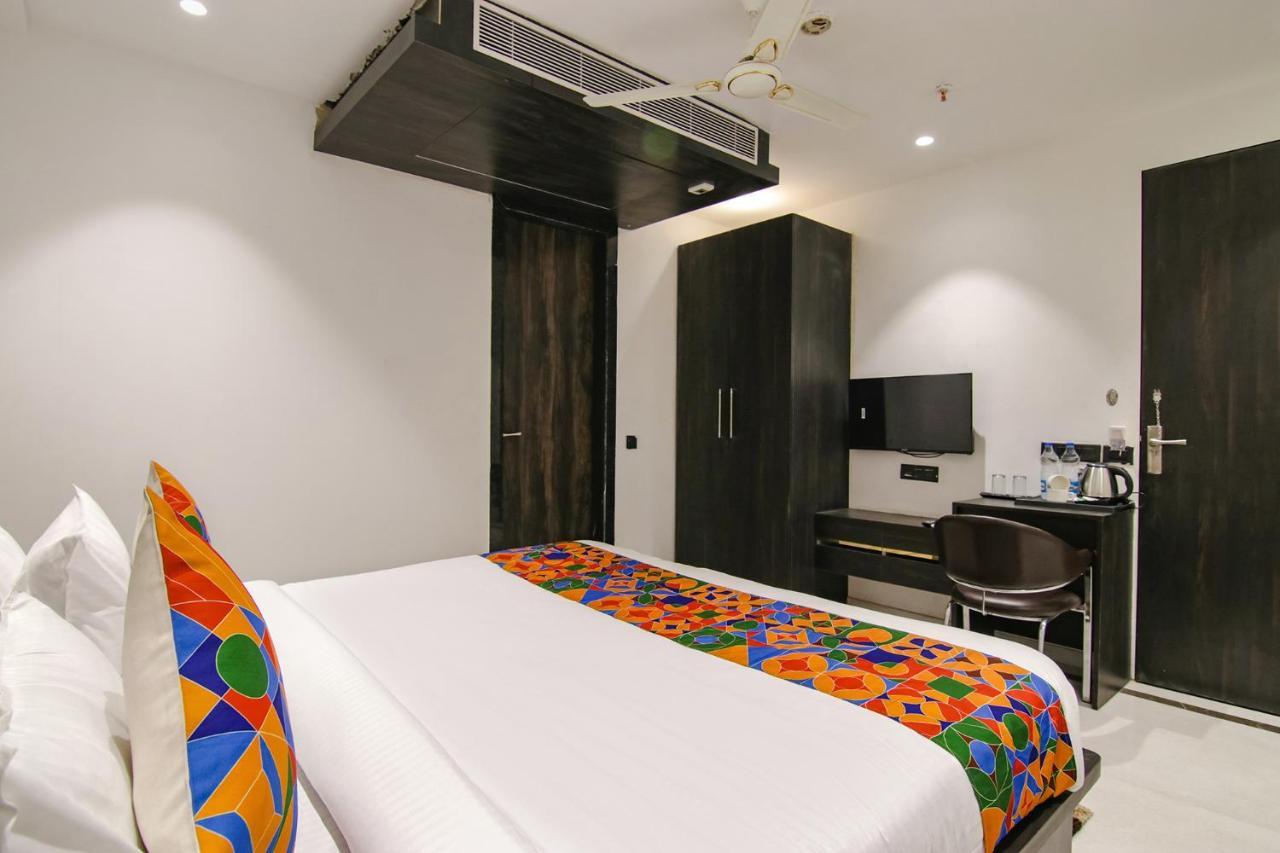 Fabhotel Greysky Νέο Δελχί Εξωτερικό φωτογραφία