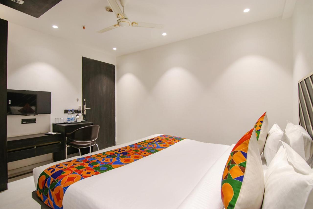 Fabhotel Greysky Νέο Δελχί Εξωτερικό φωτογραφία